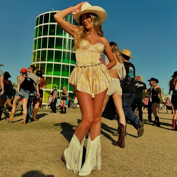 For Love & Lemons Charlene Mini Dress in yellow XS - Picture 4 of 7